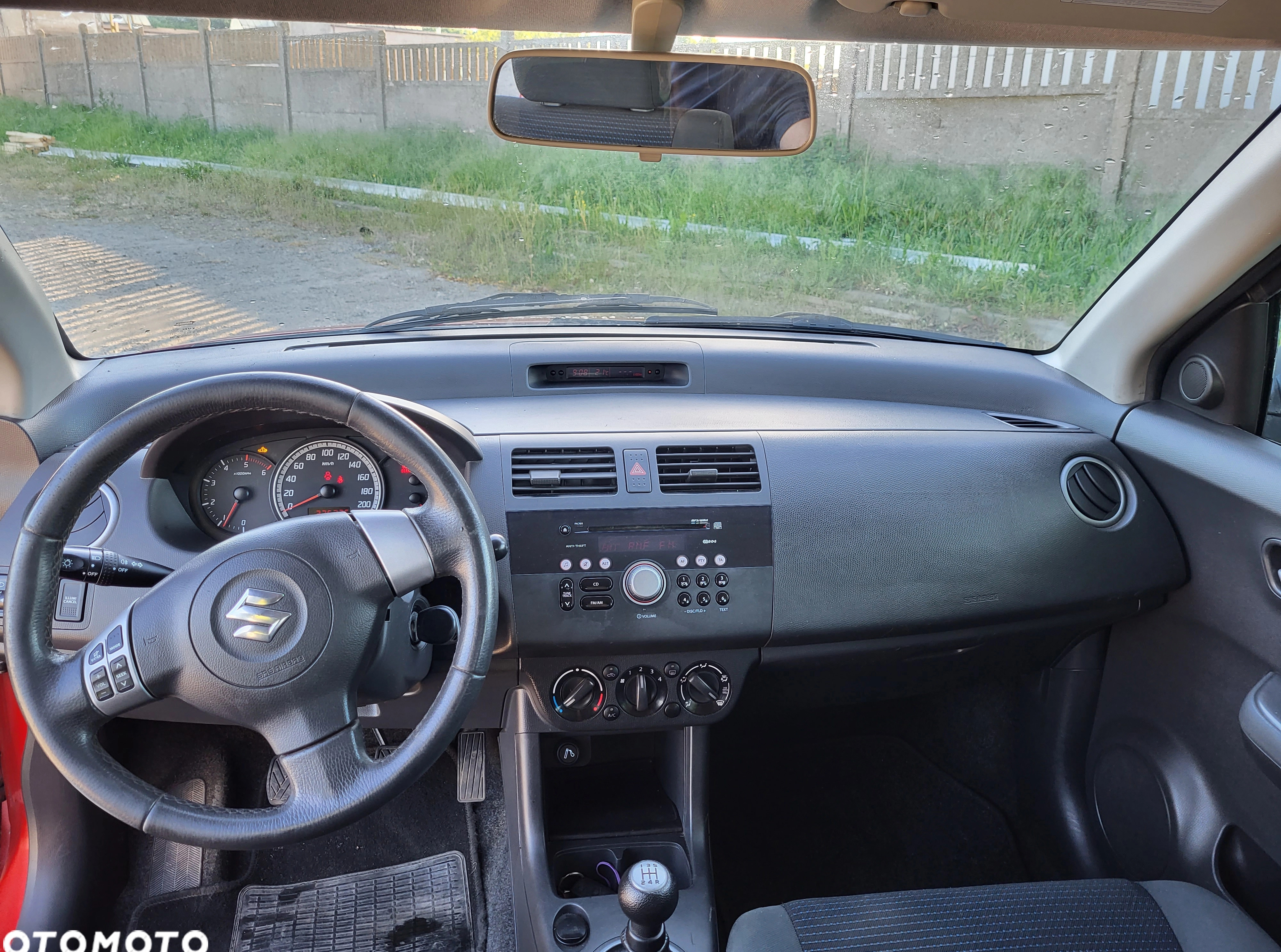 Suzuki Swift cena 9900 przebieg: 235000, rok produkcji 2008 z Goleniów małe 67